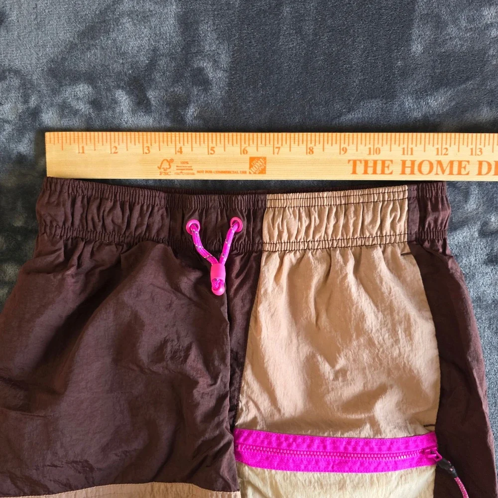 Nike Sportswear Heritage Colorblock Shorts Brown Pink CJ2284-227 Womens XS